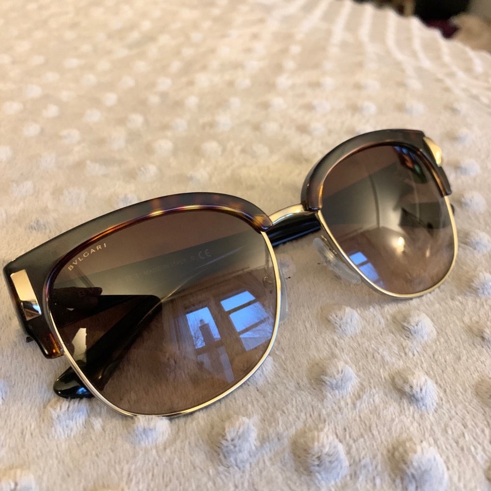 BVLGARI (Bulgari) Sunglasses